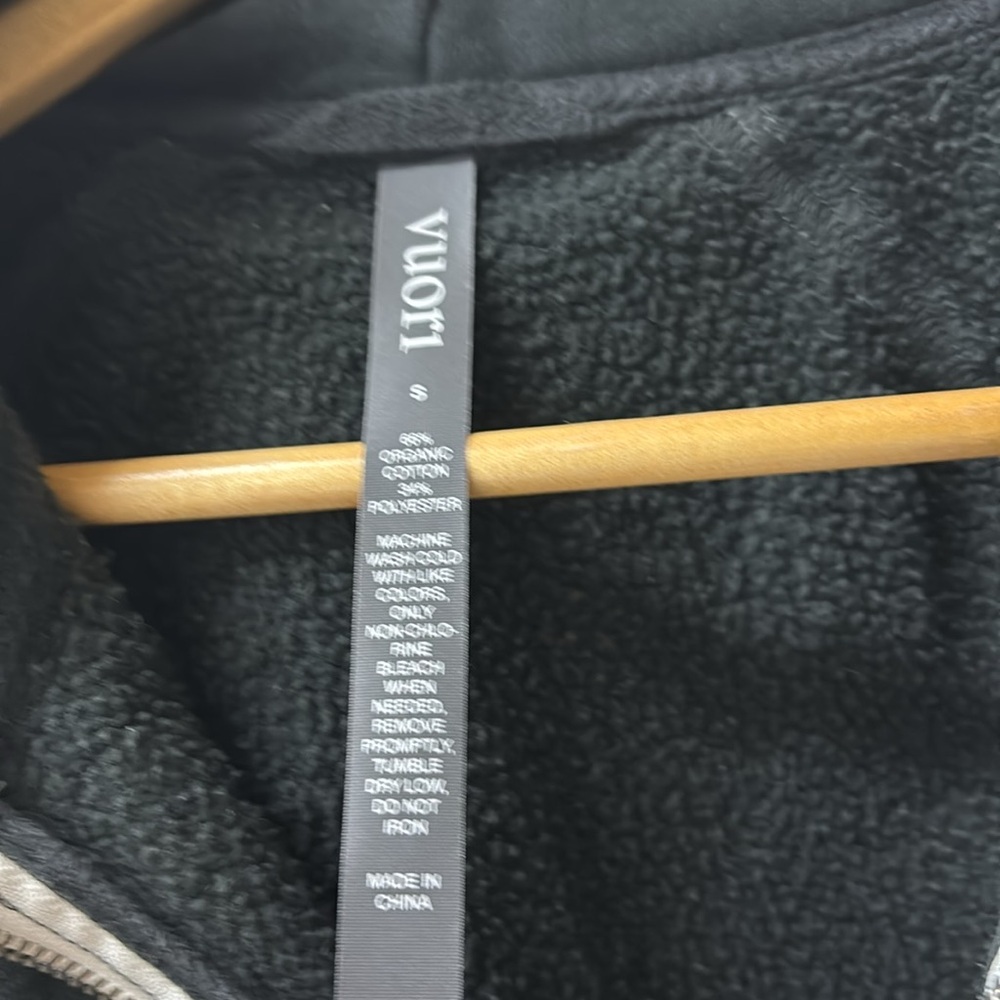 Vuori Small Half Zip Up Hoodie - Picture 2 of 3